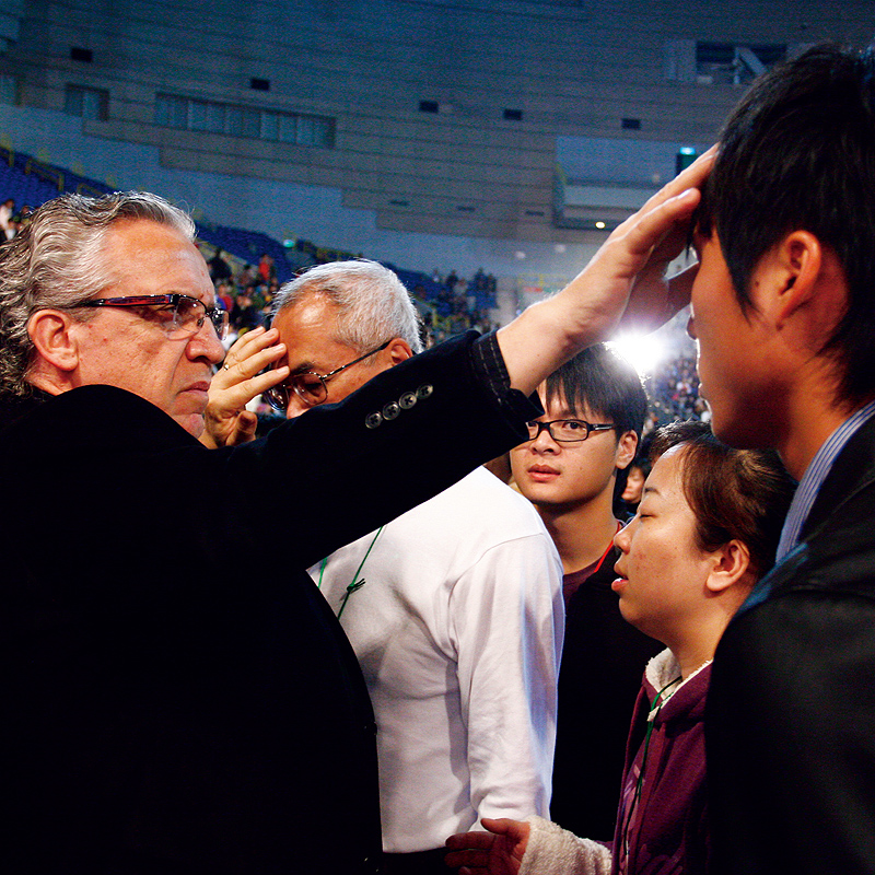 Asia for JESUS 國度豐收協會 - 按手之禮與恩膏分賜