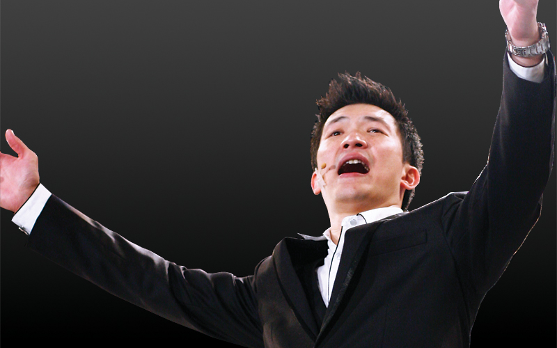 沙仑玫瑰教会副主任牧师   腓力曼都法 牧师